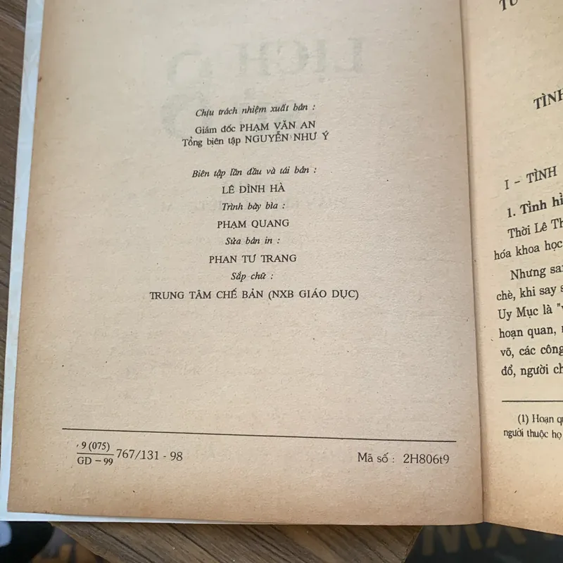 Sách giáo khoa Lịch sử 8 tập 2, in năm 1999 706715