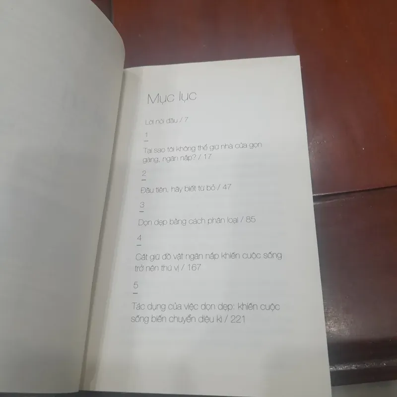 Marie Kondo - NGHỆ THUẬT BÀI TRÍ của người Nhật Bản 570136