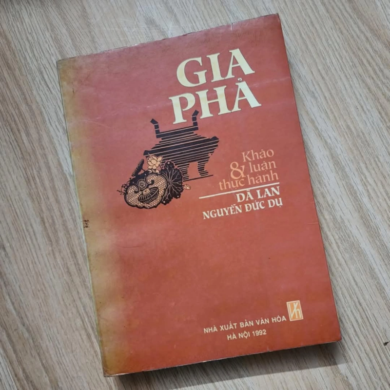 Gia phả khảo và luận | Dã Lan Nguyễn Đức Dụ 416704