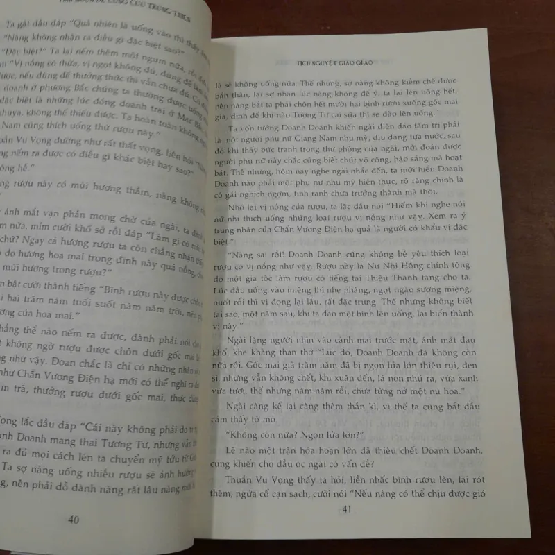 TÌNH MUỘN ĐẾ CUNG CỬU TRÙNG THIÊN - TỊCH NGUYẾT GIẢO GIẢO ( PHAN LƯU LY DỊCH) 996026