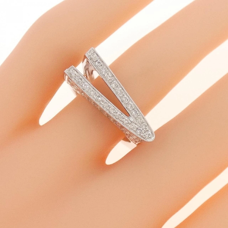 Nhẫn kim cương K18WG 1.36CT 669839