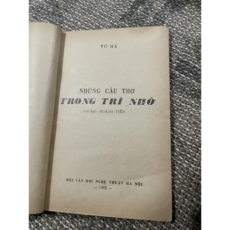 Những câu thơ trong trí nhớ - Tô Hà  1029164