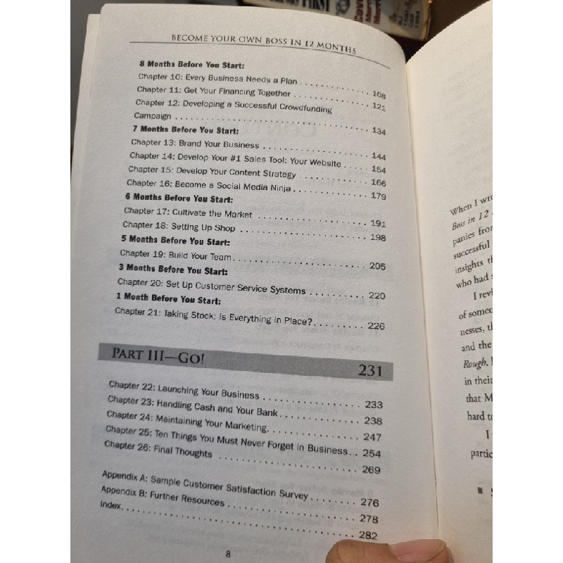 BECOME YOUR OWN BOSS IN 12 MONTHS : A Month-by-Month Guide to a Business That Works - Mlinda F. Emerson 184592