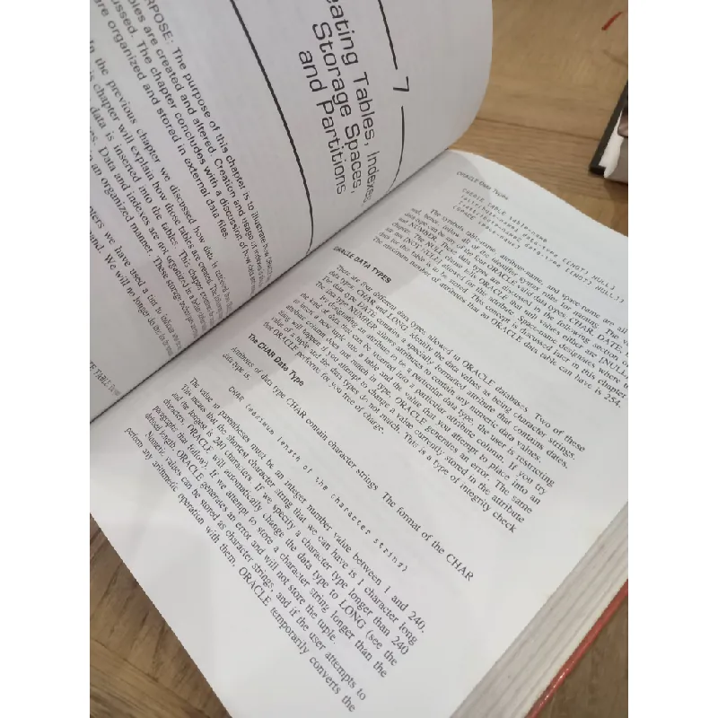 DATABASE MANAGEMENT: Developing application systems using Oracle - Ralph B. Bisland, JR 605771