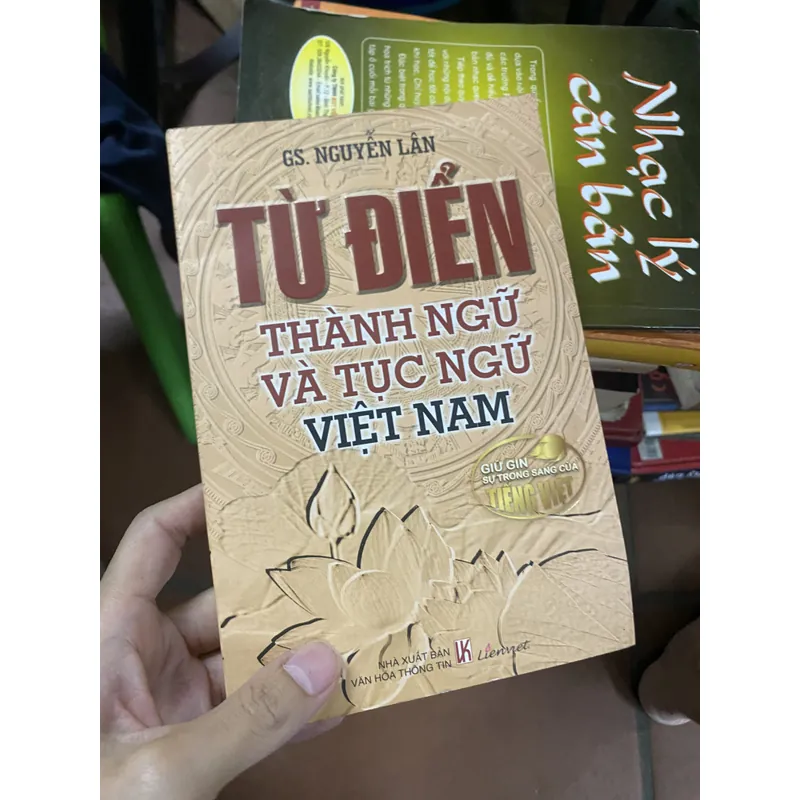 Từ điển thành ngữ và tục ngữ Việt Nam 307182