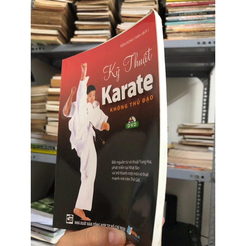 KỸ THUẬT KARATE KHÔNG THỦ ĐẠO ( SÁCH DỊCH NƯỚC NGOÀI)  224222