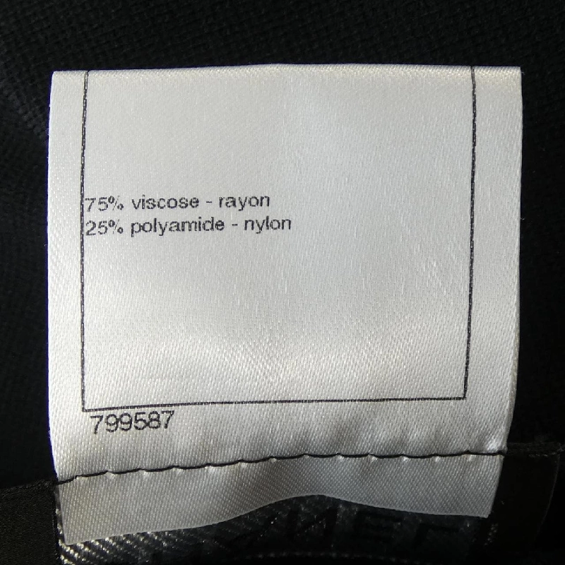 Áo khoác CHANEL P42971K04363 - Hàng hiệu Chính hãng 815237