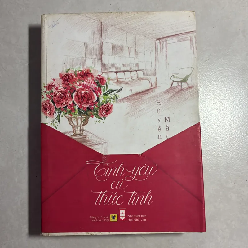 Tình yêu cũ thức tỉnh - Huyền Mặc 783163