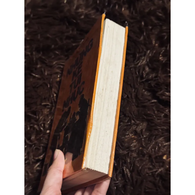 Những kẻ tủi nhục 932540