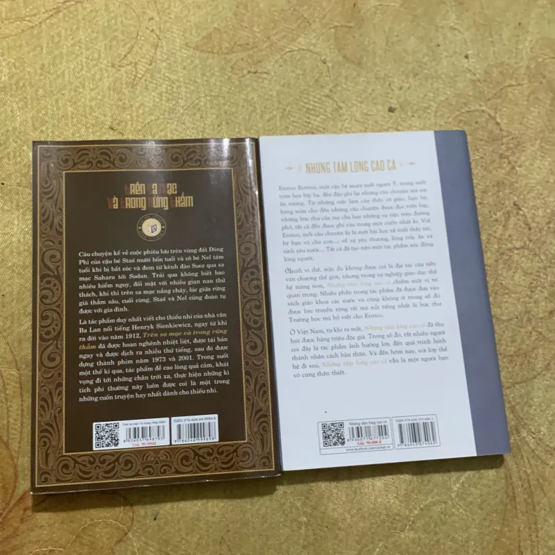 COMBO ĐÔNG A: TRÊN SA MẠC VÀ TRONG RỪNG THẲM & NHỮNG TẤM LÒNG CAO CẢ 753037
