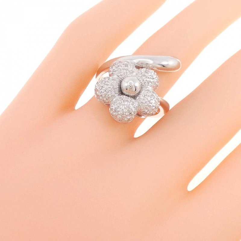 Nhẫn hoa kim cương 750WG 666064