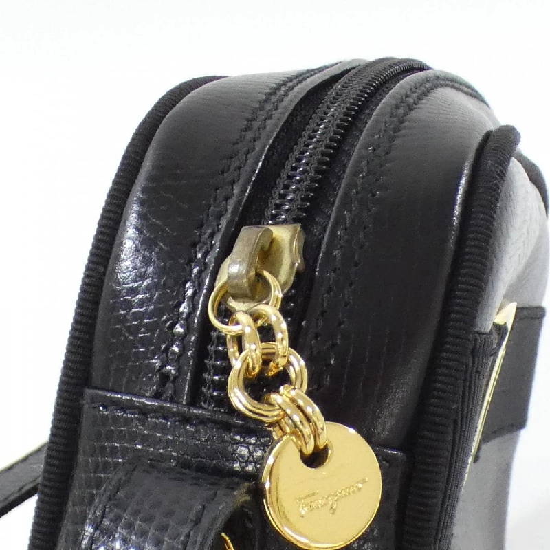 Túi xách vai Salvatore Ferragamo 21 3096 - Hàng hiệu Chính hãng 768523