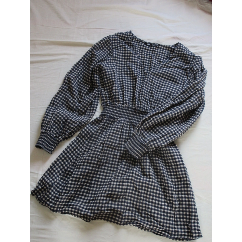 Váy ZARA kẻ caro xanh navi 479349