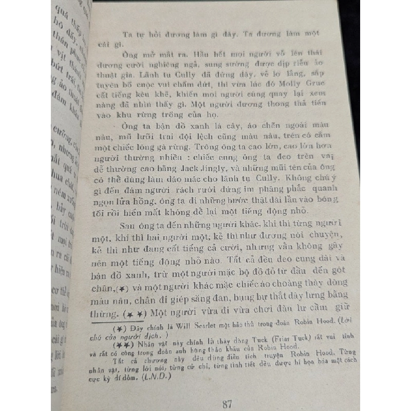 Con kỳ lân cuối cùng - Peter S.Deagle ( bản dịch của Doãn Quốc Sỹ ) 740237