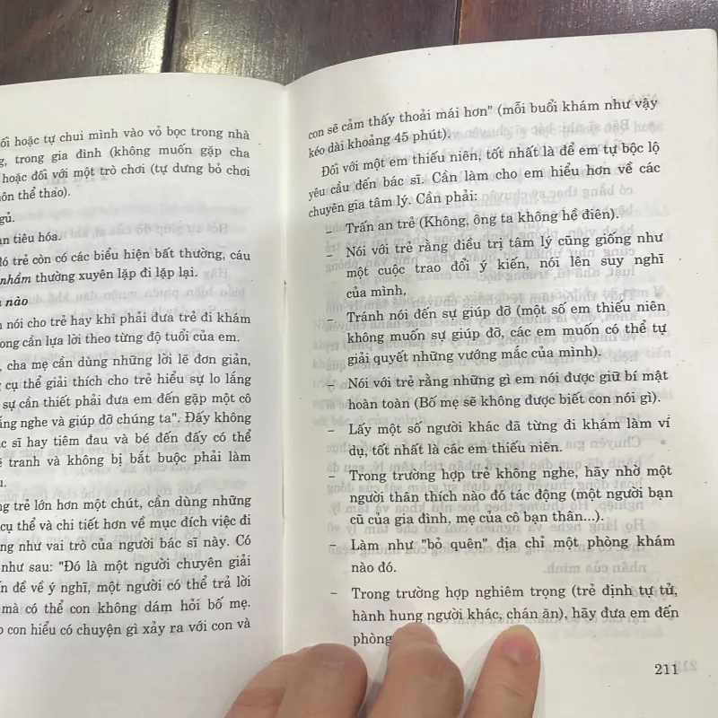 BỐ MẸ , con chẳng làm được đâu -làm sao để tạo sự tự tin cho con trẻ - giáo dục nuôi con 1036024