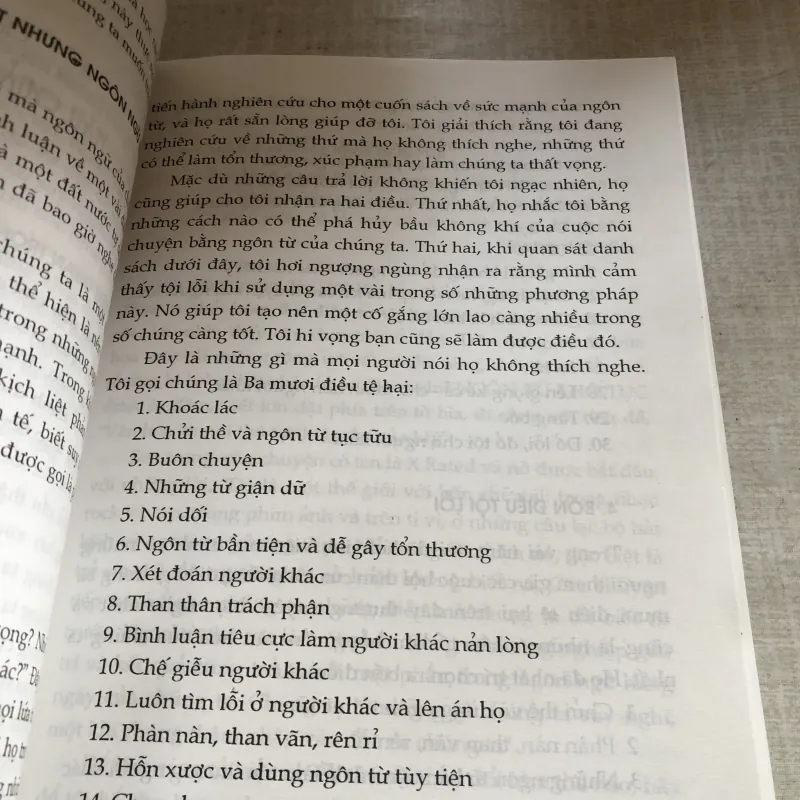 Nghệ thuật giành thiện cảm với người đối diện  780639