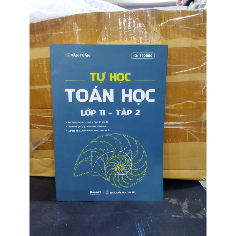 Tự học toán học lớp 11 - Tập 2 - Lê Văn Tuấn 277411