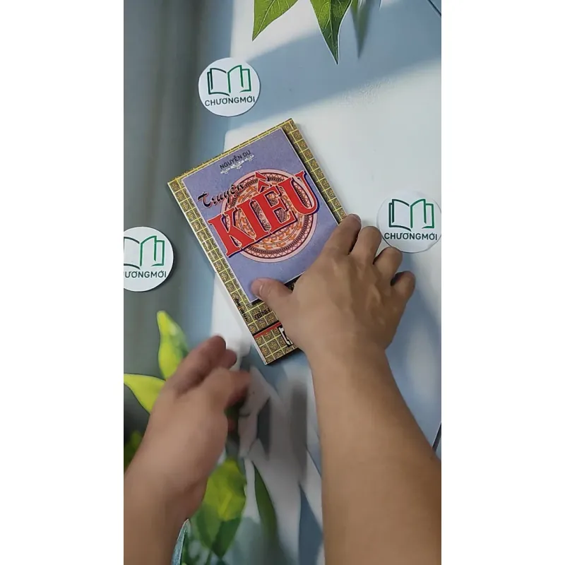 Truyện Kiều - Vũ Hữu Tiềm bình giải, chú thích và minh hoạ - Nguyễn Du 798330