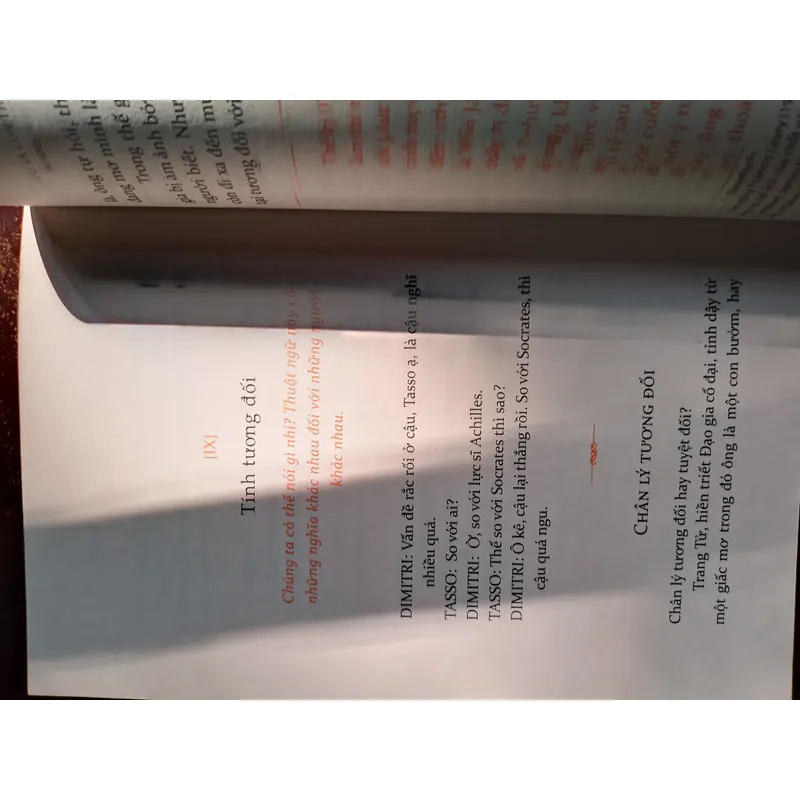 Plato và con thú mỏ vịt bước vào quán bar 720319