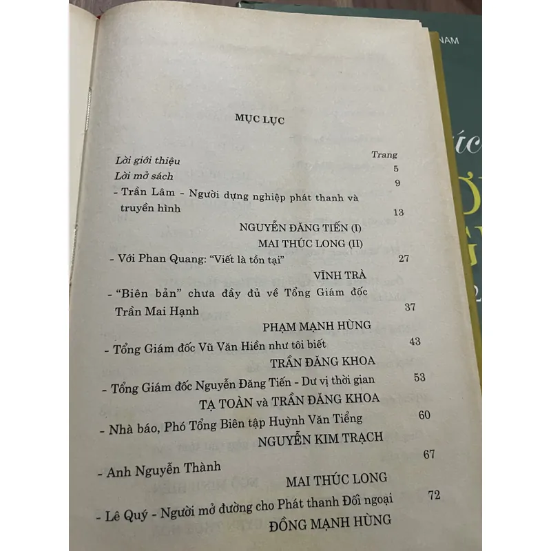 ĐÀI TIẾNG NÓI VIỆT NAM KÝ ỨC NGƯỜI VÀ NGHỀ 2 tập, bìa cứng 713076