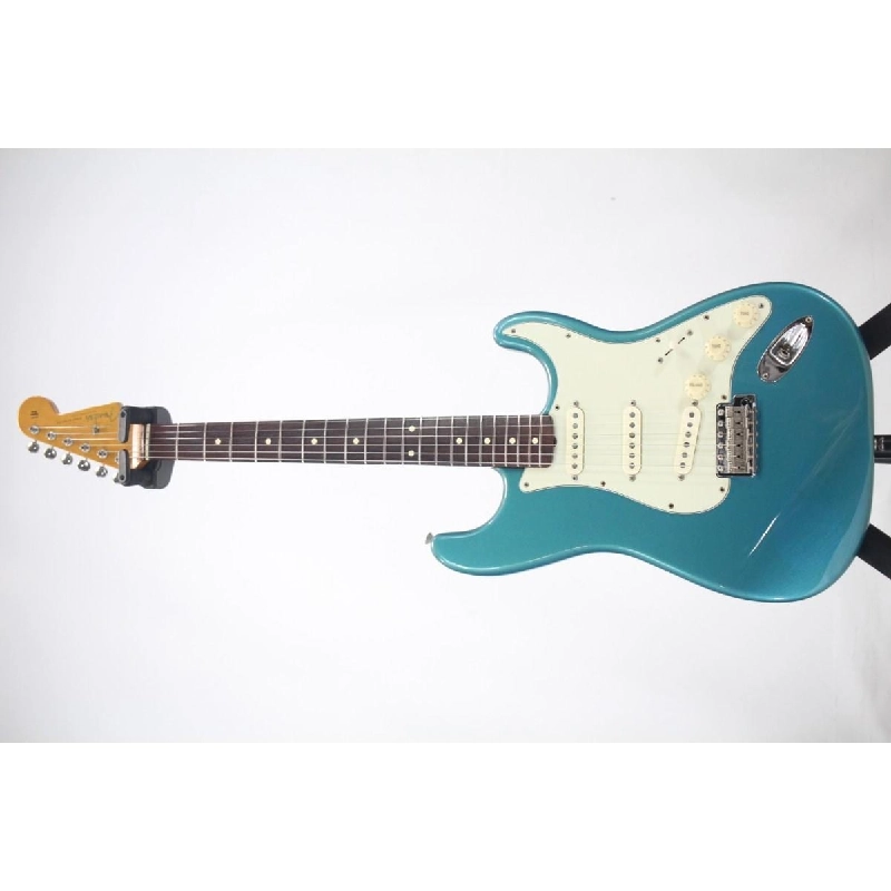 ＦＥＮＤＥＲ ＣＬＡＳＳＩＣ ６０Ｓ ＳＴＲＡＴＯＣＡＳＴＥＲ - Hàng hiệu Authentic 879014