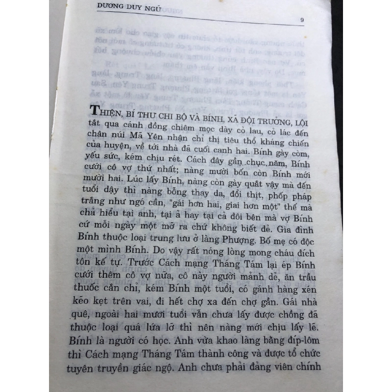Người giữ đình làng 2001 mới 60% ố bẩn nhẹ Dương Duy Ngữ HPB0906 SÁCH VĂN HỌC 915285