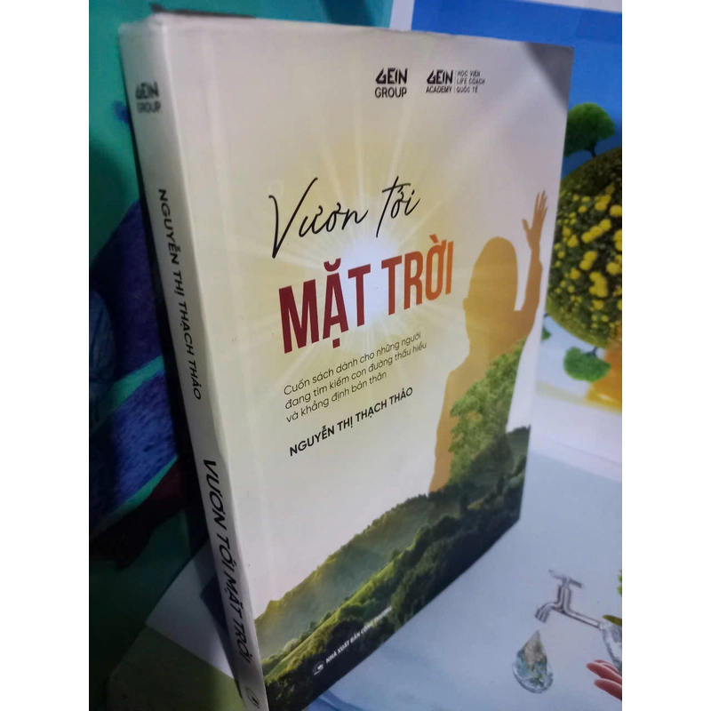vươn tới mặt trời 452207