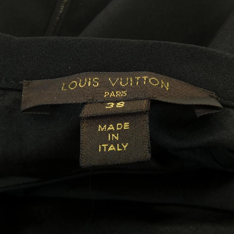 Đầm LOUIS VUITTON F8DR79QAV - Hàng hiệu Authentic 810527