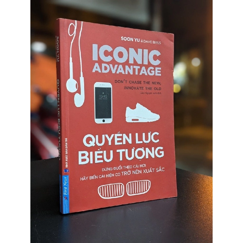 Quyền lực biểu tượng - Soon Yu & Dave Birss 329671