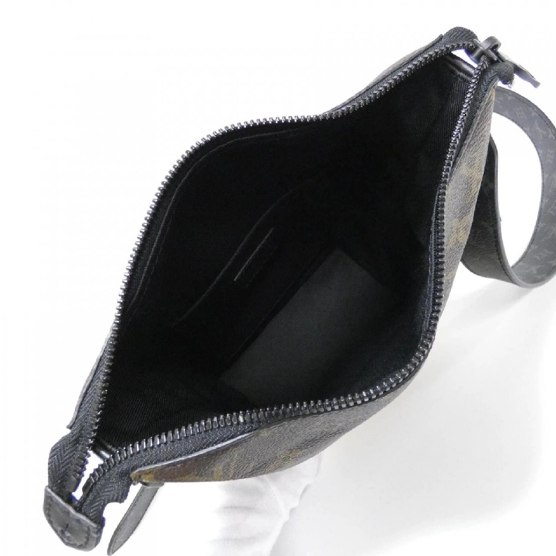 Túi đeo chéo Louis Vuitton Monogram (LV Rubber) Cruiser Messenger M57966 613631