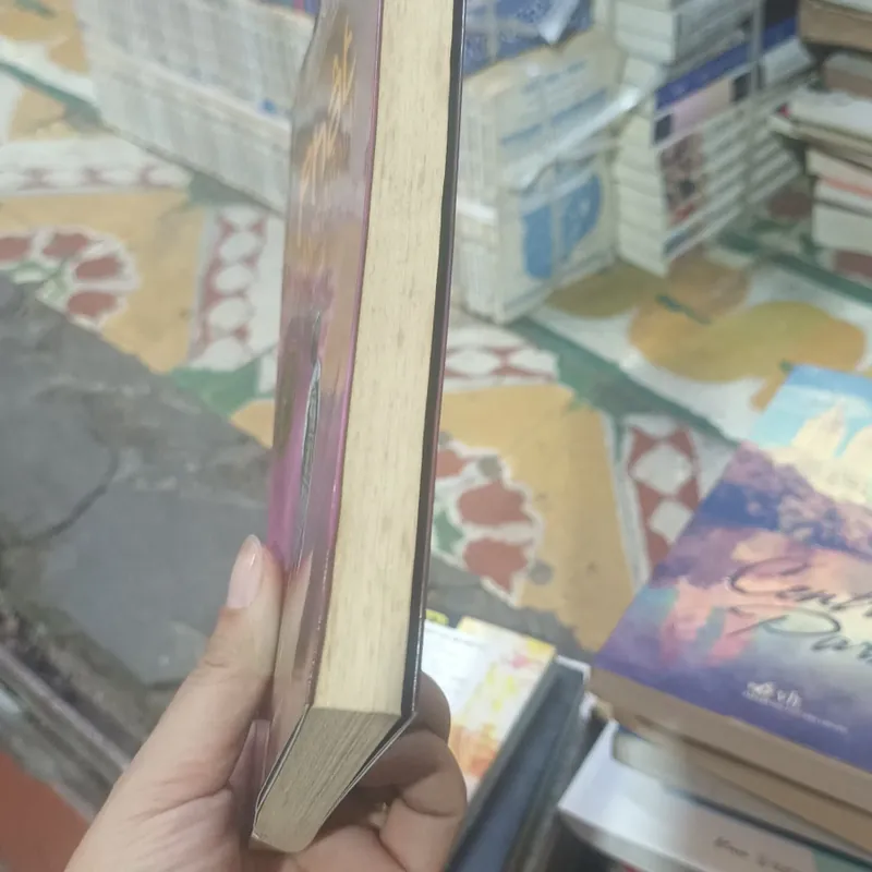 Phật Ở Tầng Áp Mái- Julie Otsuka 588683