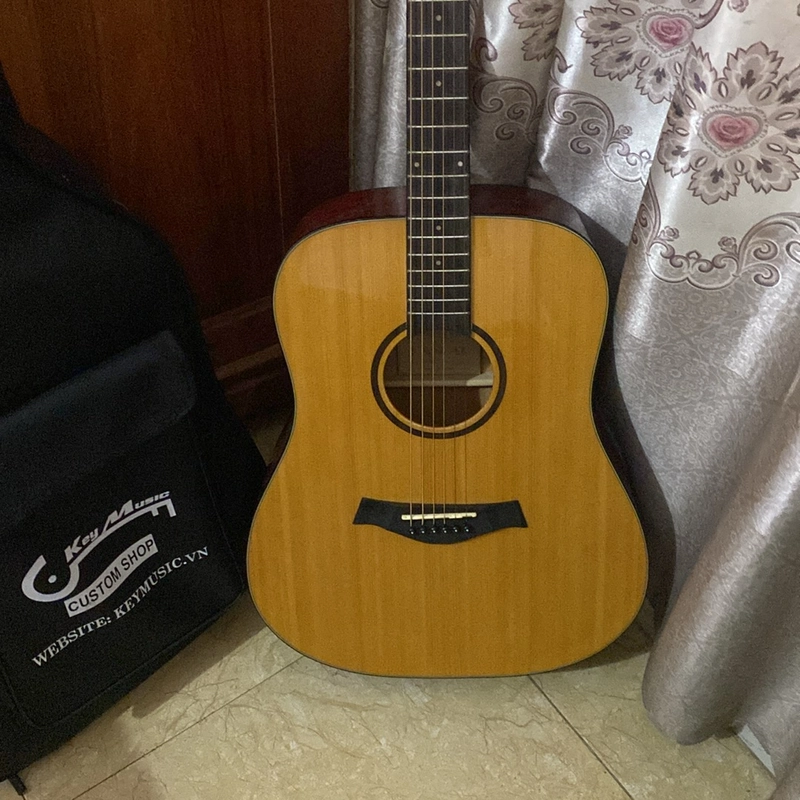 ÐÀN GUITAR GIÁ RẺ, MỚI 99% 522690