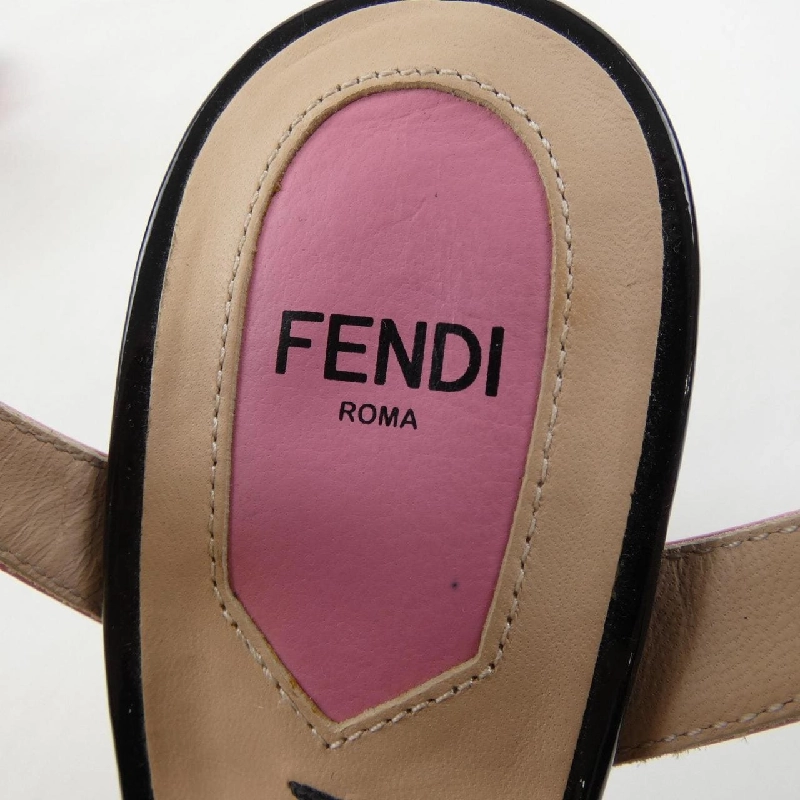 Giày sandal FENDI - Hàng hiệu Authentic 829969