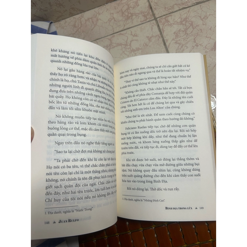 Bình địa trong lửa - Juan Rulfo (Hà Cheem dịch) 447102