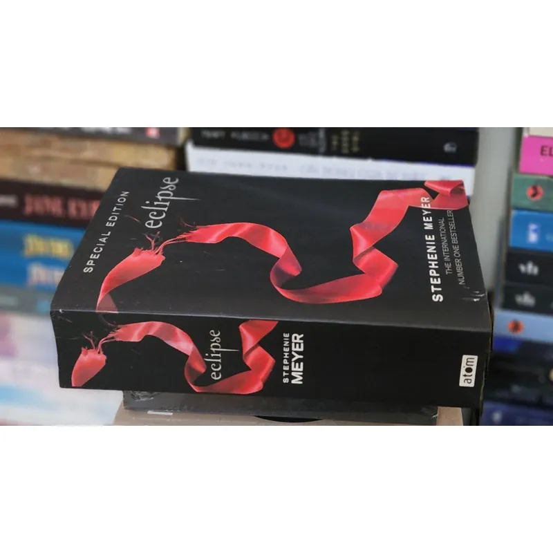 ECLIPSE - Stephanie Meyer (628 pages) 735923