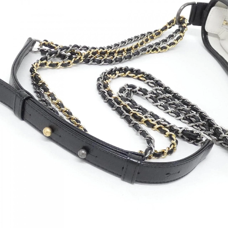 Túi xách vai Chanel Gabriel Line AS1521 - Hàng hiệu Authentic 802634