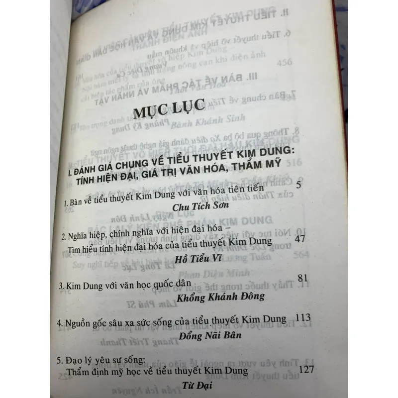 Tiểu Thuyết Kim Dung Qua Các Hội Thảo Quốc Tế 1998 & 2003 739046
