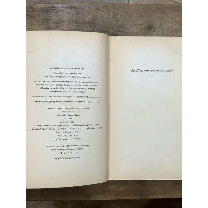 Halide's Gift - Frances Kazan 731974