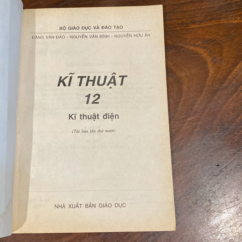 KỸ THUẬT 12 - KỸ THUẬT ĐIỆN (XB 2002) 503067