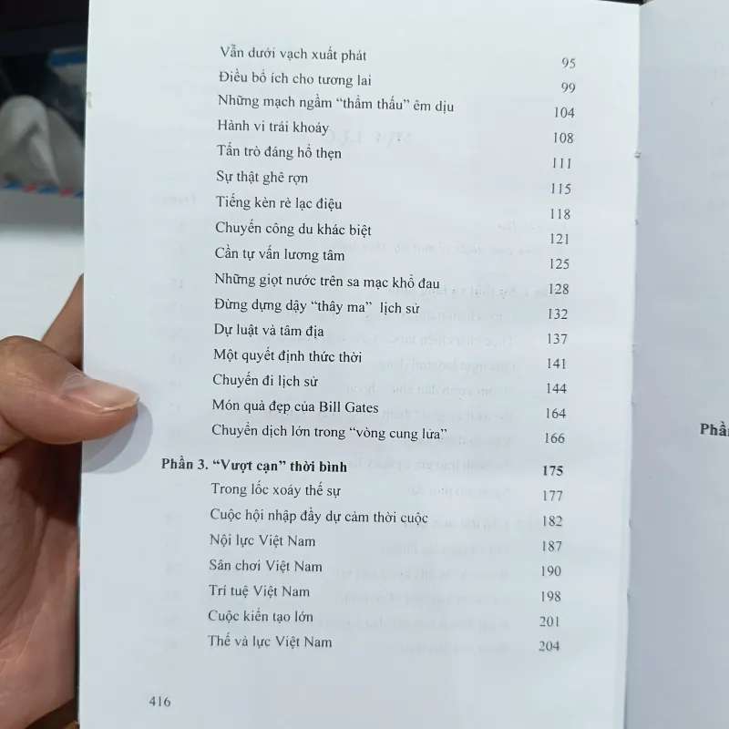 Việt Nam trên ngọn sóng thời cuộc bìa cứng  971853