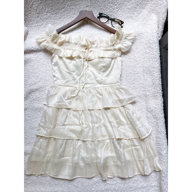 Váy liền đi tiệc kem size M 445119