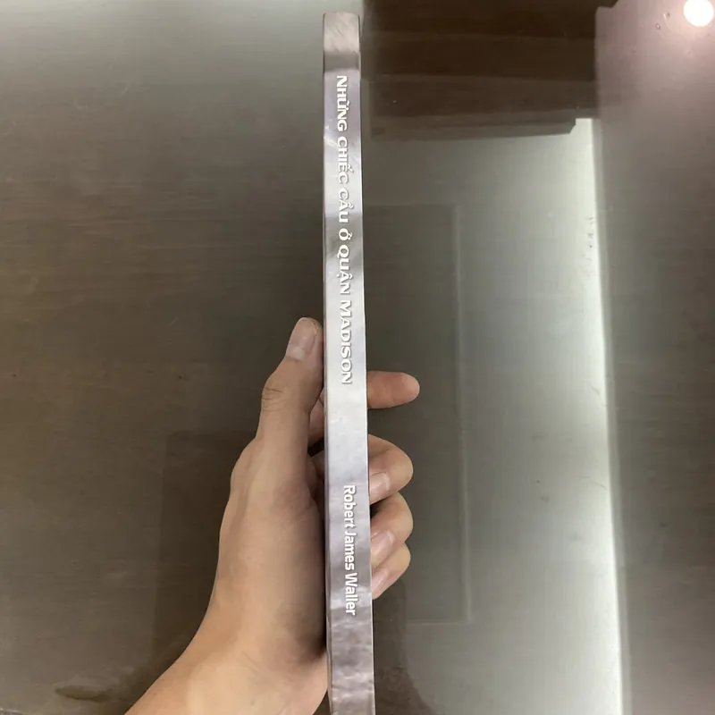 [TÌNH CẢM] Những cây cầu ở quận Madison - Robert James Waller 703934