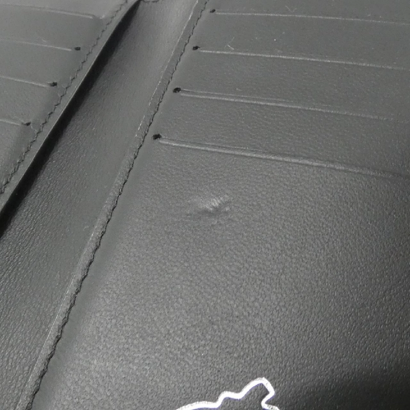 Ví Louis Vuitton Trillon (LV X YK) Portefeuille Capucines Compact M81963 621532