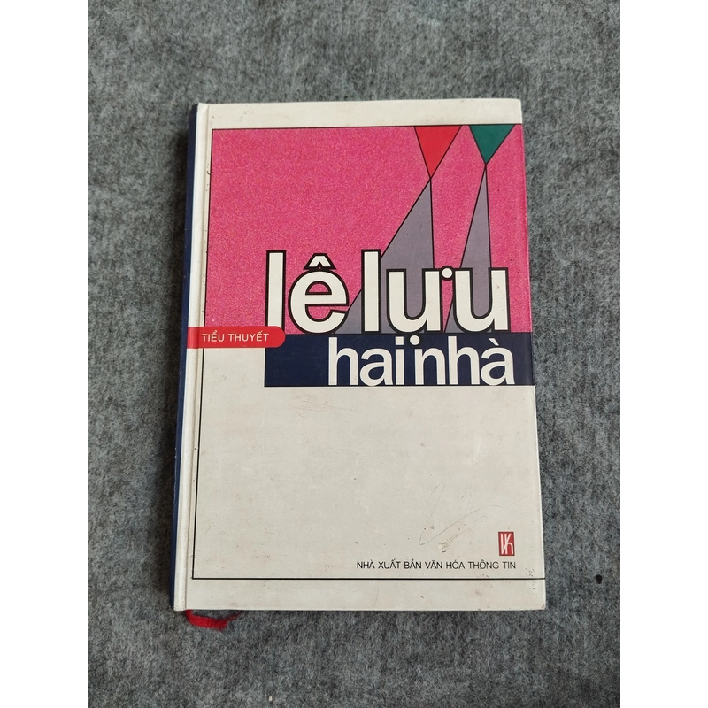 HAI NHÀ - LÊ LỰU 545861