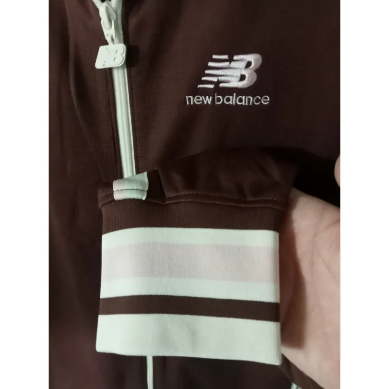Áo khoác thể thao New Balance màu nâu size L 719706