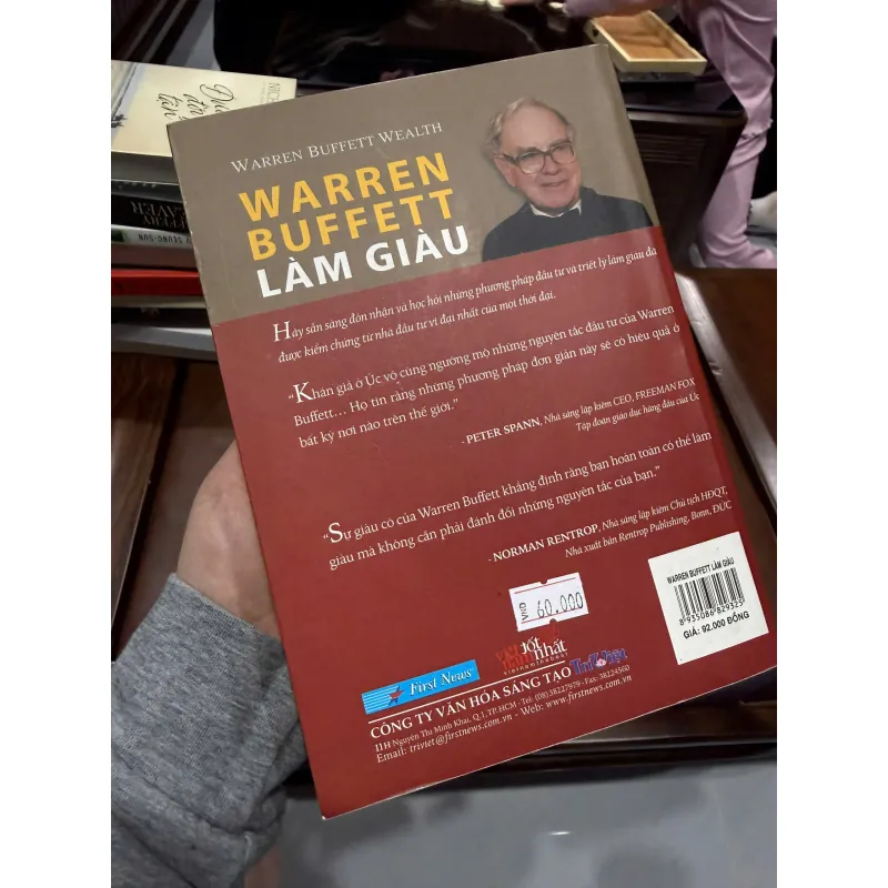 Warren Buffett Làm Giàu – Robert P. Miles- K2 996351