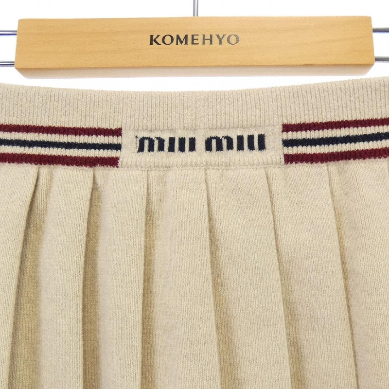 Chân váy logo MIU MIU MIU MIU MMG485 SOOO 14AY - Hàng hiệu Authentic 809116
