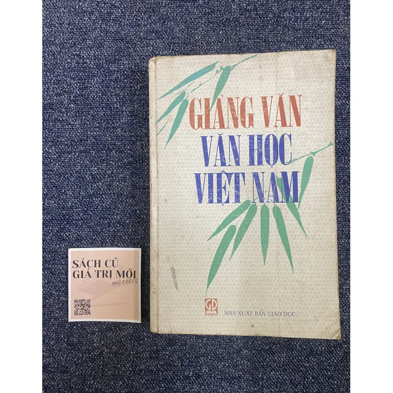 Giảng văn học Việt Nam  719087