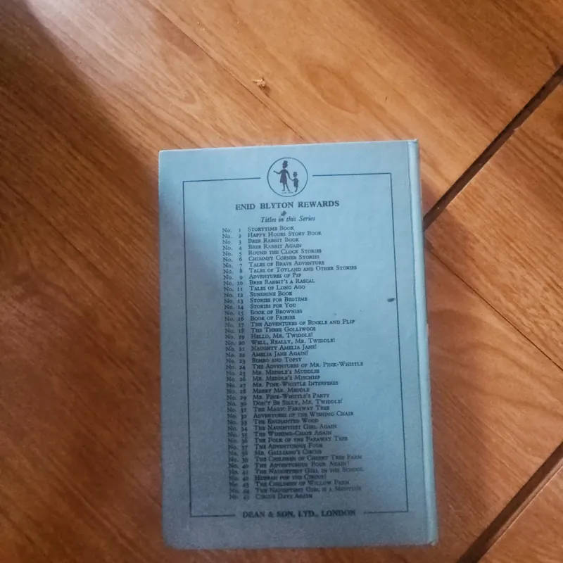 Sunshine book (bìa cứng) Giá 30k  603959