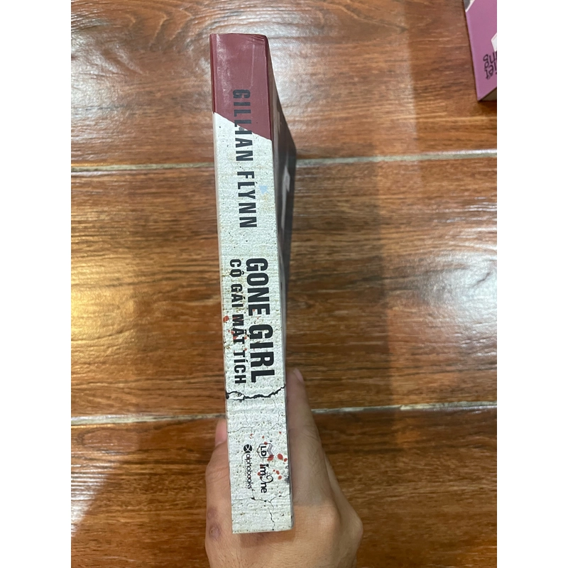 Cô gái mất tích (k2) 323171